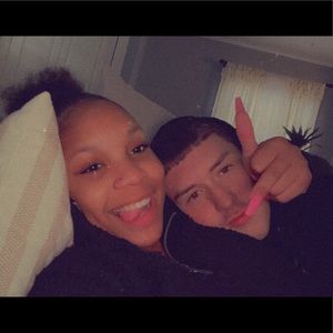 Meet your Posher, Zachary